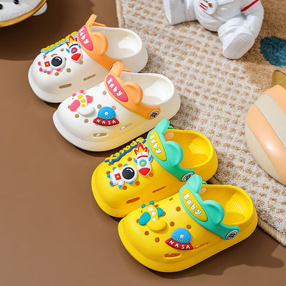 Children slippers summer baby non slip soft soled sandals small and medium sized children sandals two wear cartoon